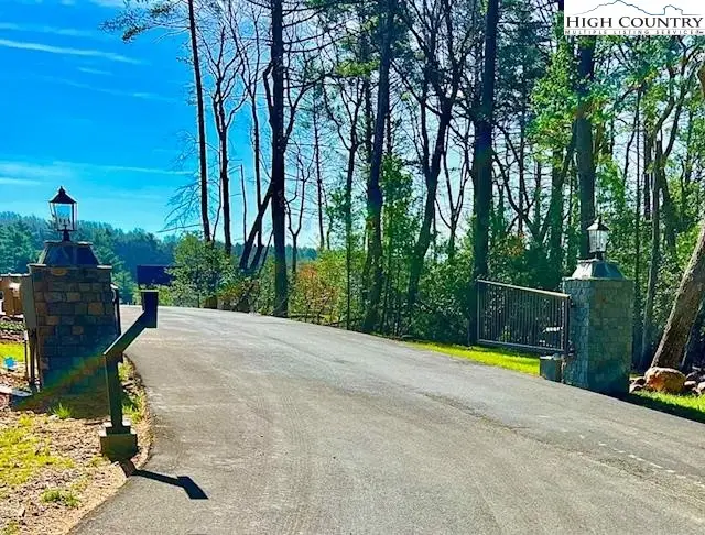 200 Gleneagles North, Roaring Gap, NC 28668 - #3