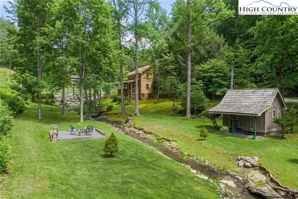 109 Turkeyfoot Lane, Vilas, NC 28692