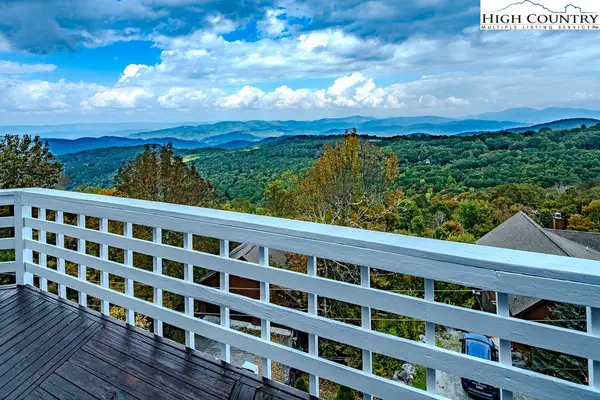 206 Pinnacle Ridge Road, Beech Mountain, NC 28604