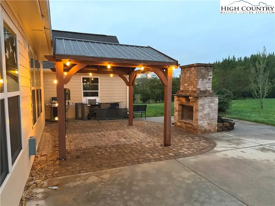 213 Candella Drive, Matthews, NC 28104 - #3