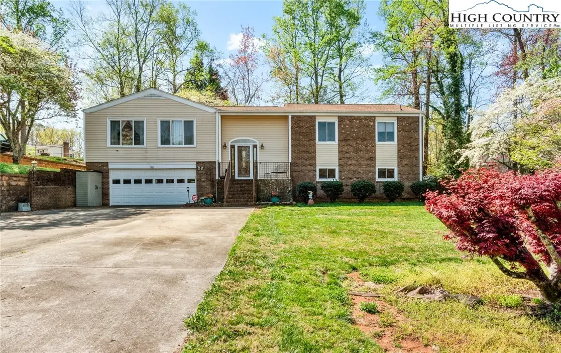 223 Vandyke Street, Kernersville, NC 27284 - #1