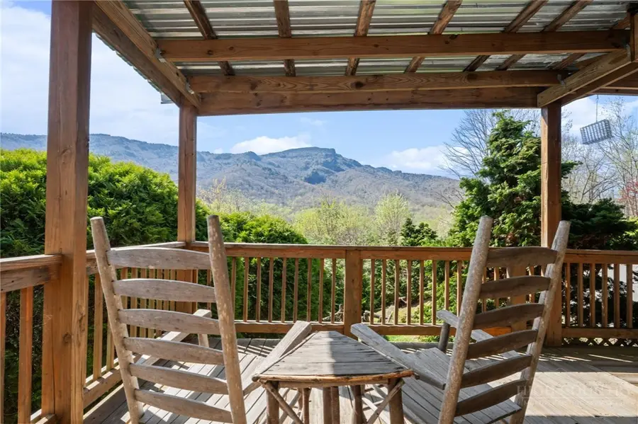 184 Dutch Treat Road, Banner Elk, NC 28604 - #2