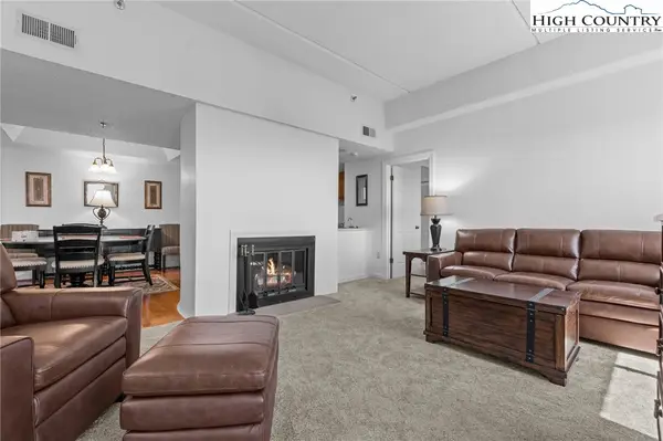 303 Sugar Top Drive #2404, Sugar Mountain, NC 28604