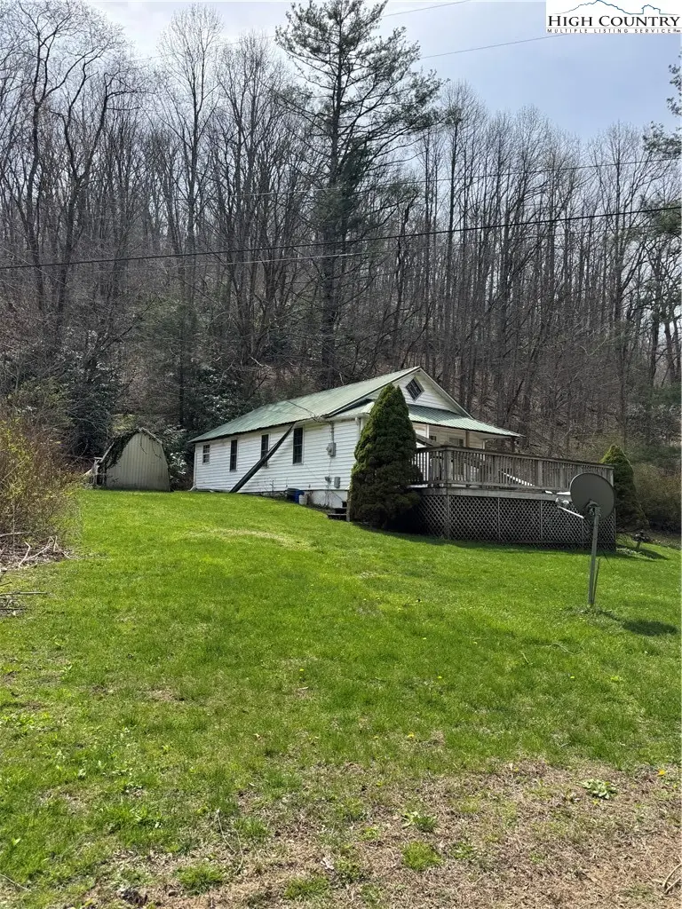 63 Jeffrey Franklin Lane, Newland, NC 28657 - #3