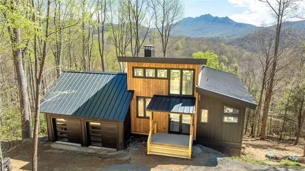 63 Two Hawks Lane, Linville, NC 28657