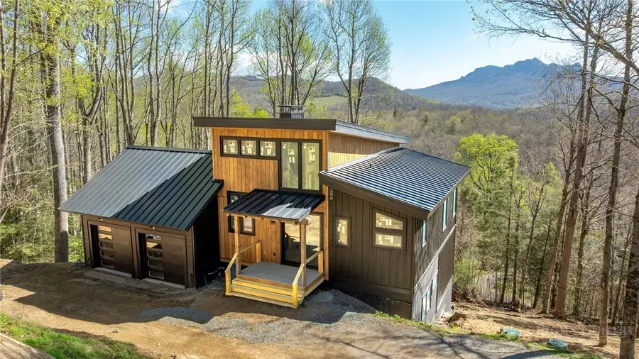 63 Two Hawks Lane, Linville, NC 28657 - #2
