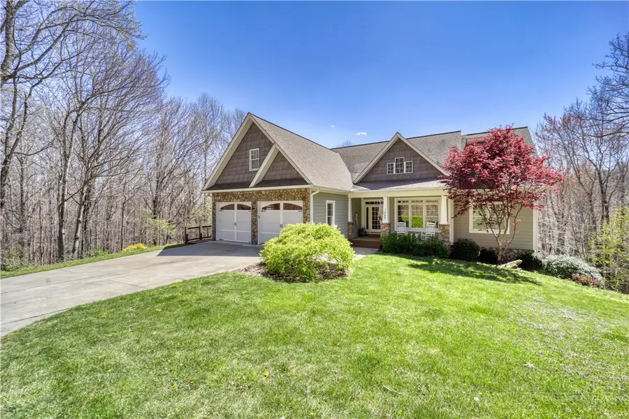 142 Fairway Oaks Drive, West Jefferson, NC 28694 - #2