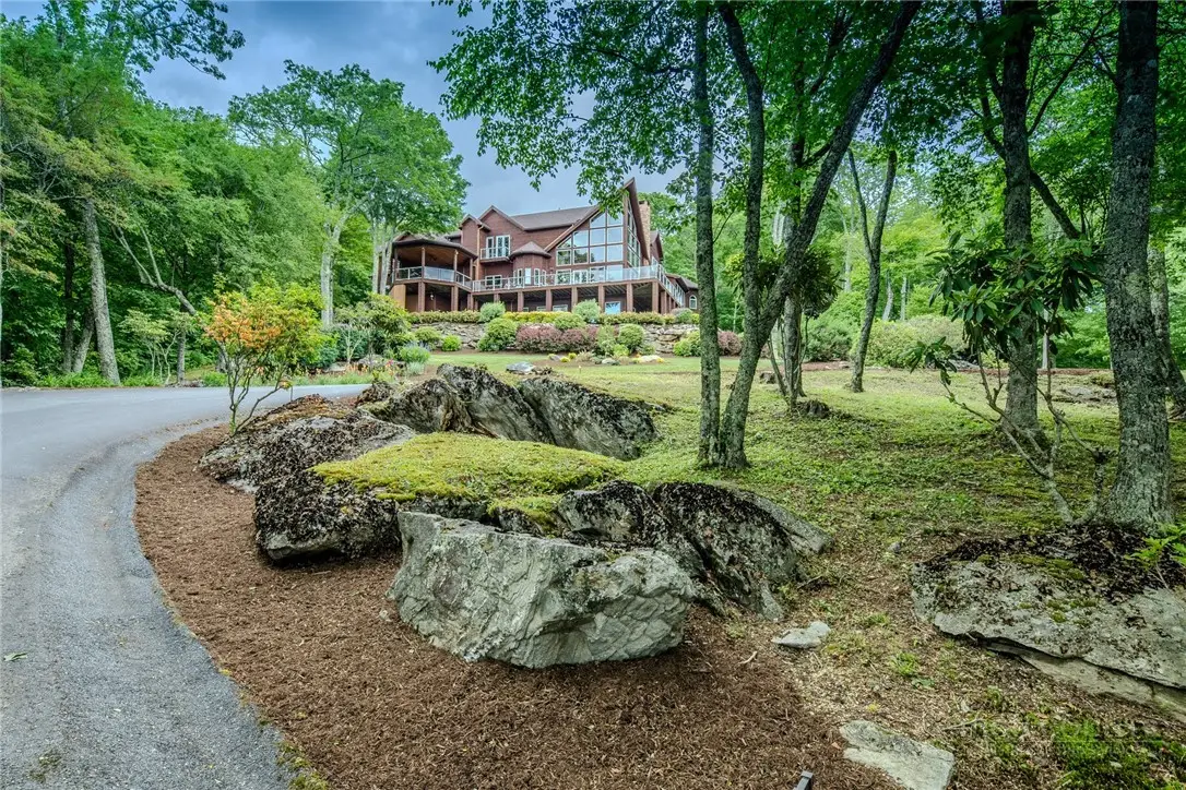 331 Branch Water Run, Linville, NC 28646 - #1