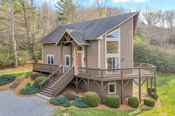 126 Knob Road, Blowing Rock, NC 28605