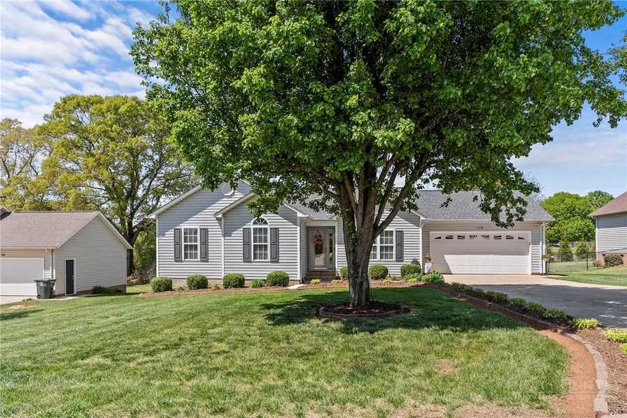 1478 Farmington Hills Drive, Conover, NC 28613 - #2