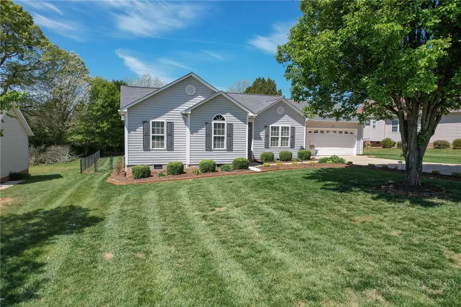 1478 Farmington Hills Drive, Conover, NC 28613 - #3