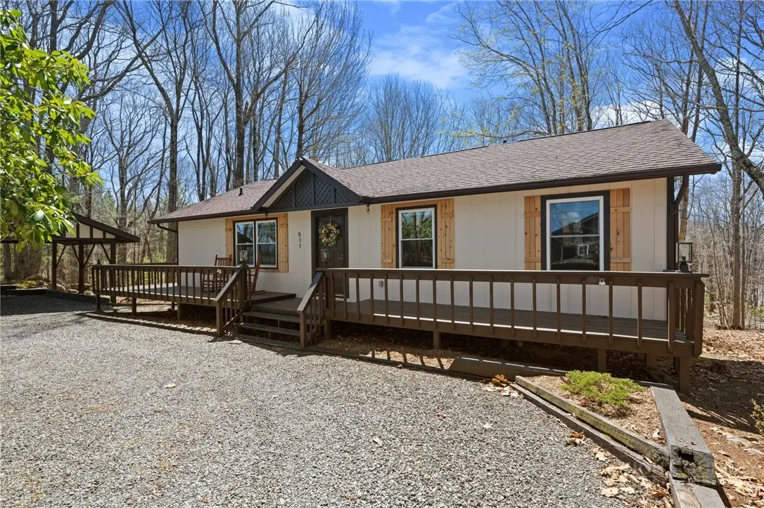 811 Pine Ridge Road, Beech Mountain, NC 28604 - #1