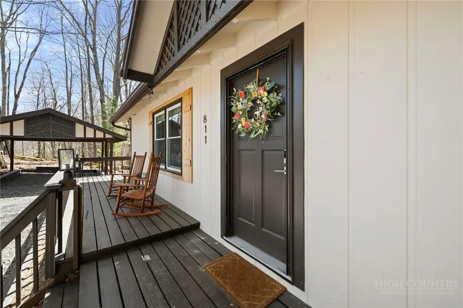 811 Pine Ridge Road, Beech Mountain, NC 28604 - #2