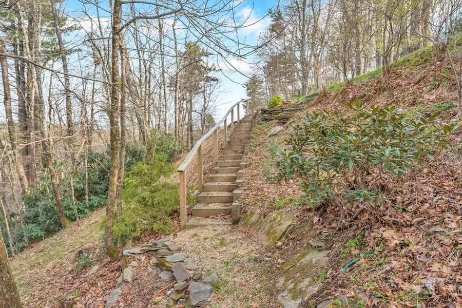 407 Peacock Drive, Blowing Rock, NC 28605 - #3