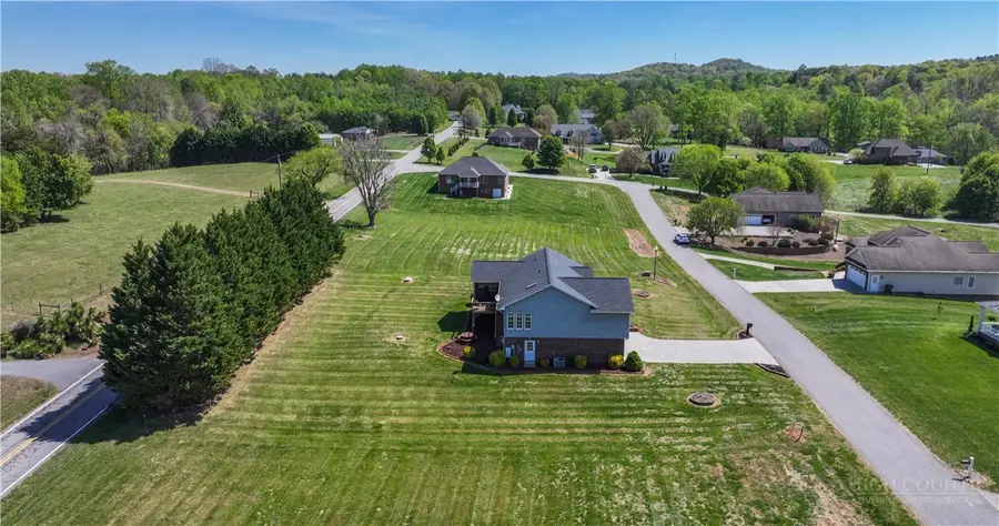 164 Mahogany Court, Wilkesboro, NC 28697 - #3