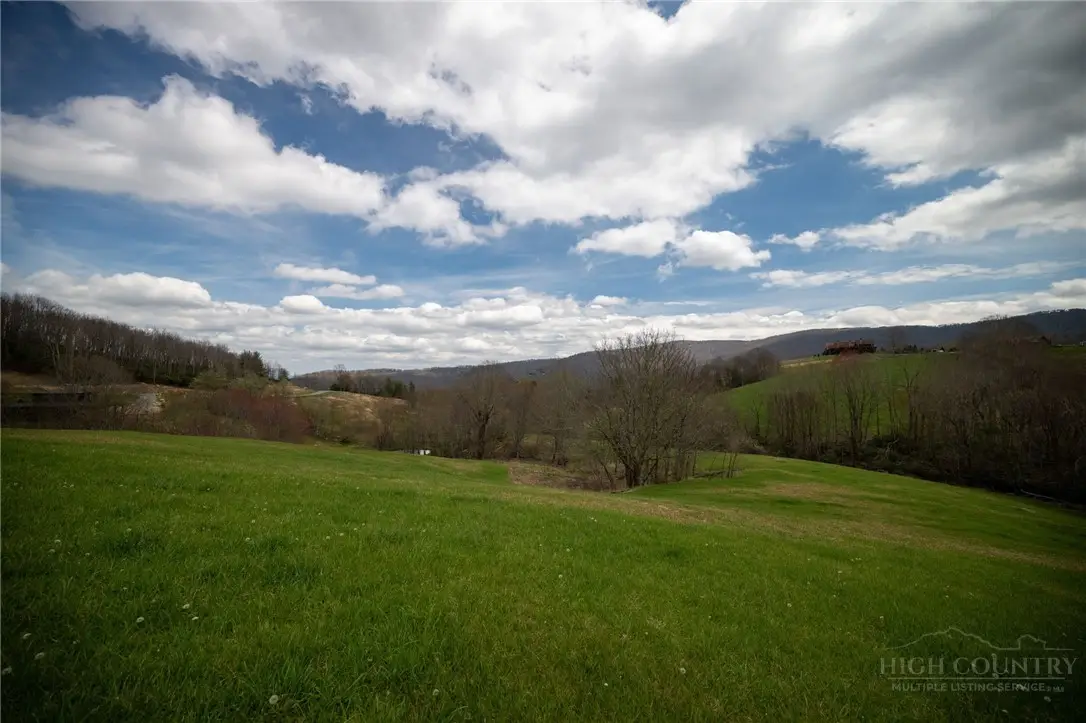 F2 High Valley Overlook, Banner Elk, NC 28604 - #1
