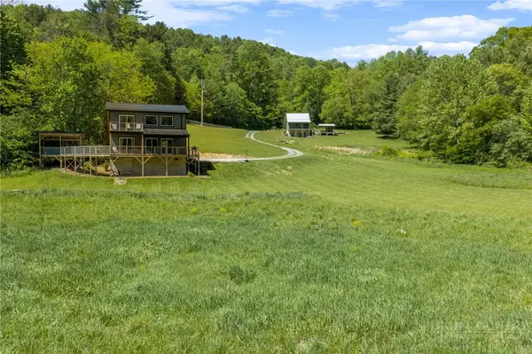 634 & 636 Watauga River Road, Sugar Grove, NC 28679