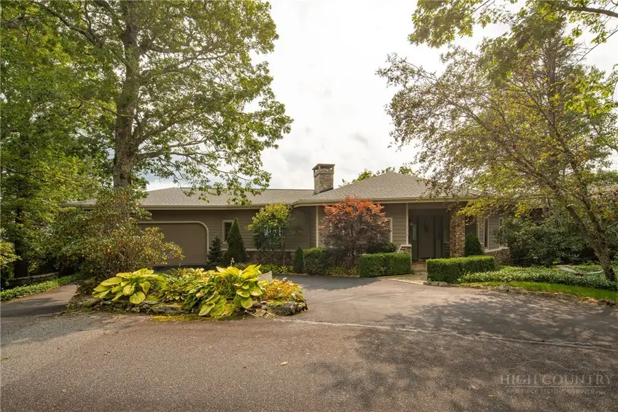 200 Longview Drive, Blowing Rock, NC 28605 - #2