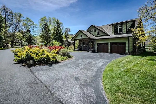 214 Pasture Lane, Banner Elk, NC 28604