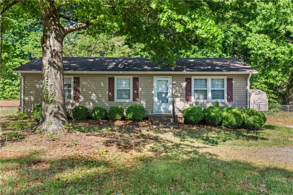 3700 Pleasant Garden Road, Greensboro, NC 27406