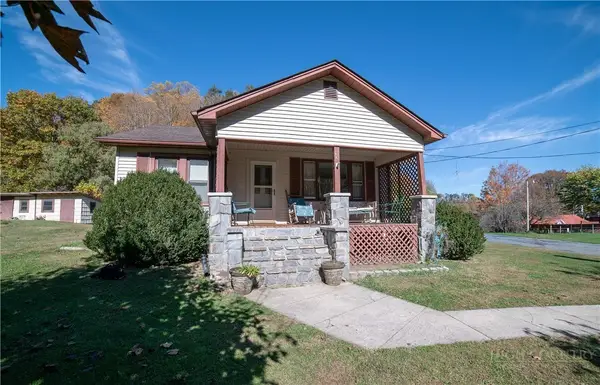 292 Little Elk Road, Elk Park, NC 28622