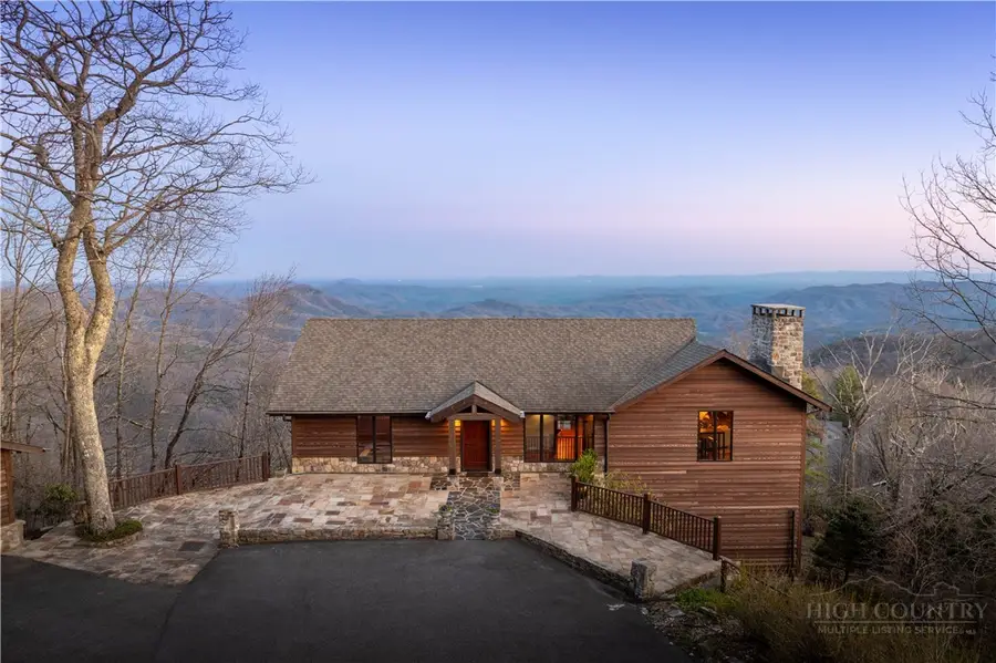 260 Beacon Hill, Blowing Rock, NC 28605 - #2