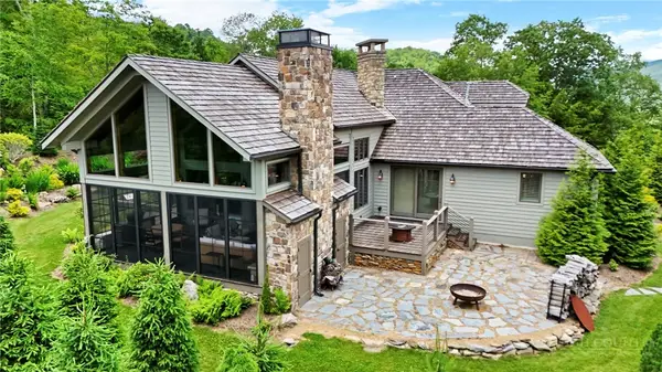 30 Crestview Lane, Banner Elk, NC 28604