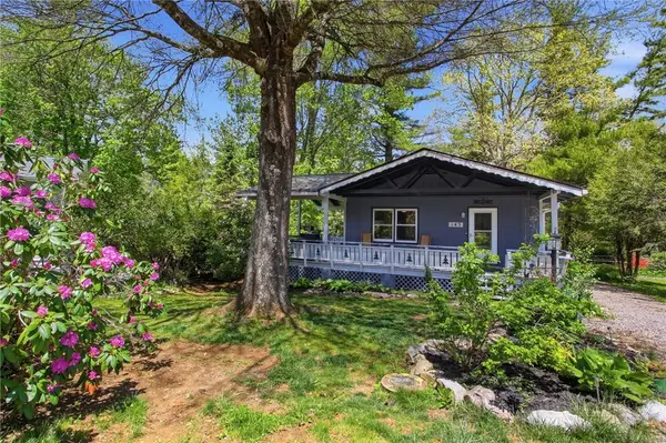 143 Snowshoe Loop, Newland, NC 28657
