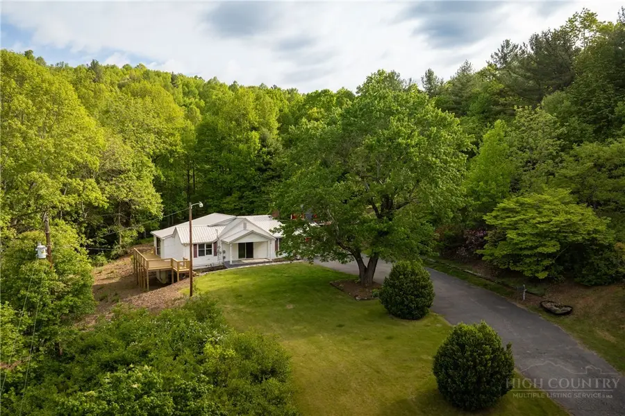 466 Stony Fork Road, Deep Gap, NC 28618 - #2