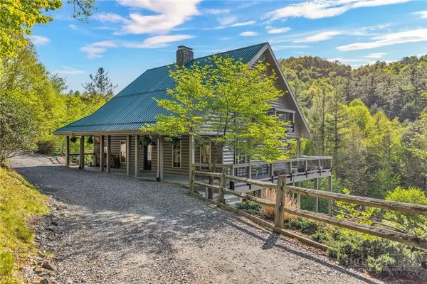 164 Deelani Trail, Fleetwood, NC 28626