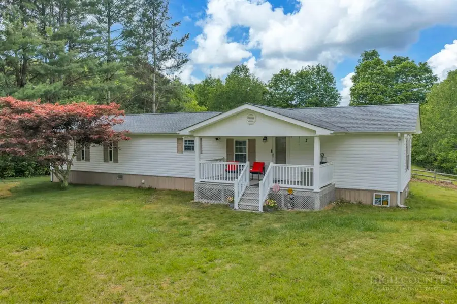156 Slabtown Road, Zionville, NC 28698 - #3