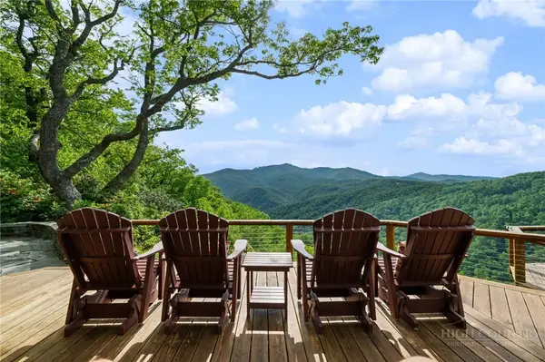 1008 Old Johns River Road, Blowing Rock, NC 28605