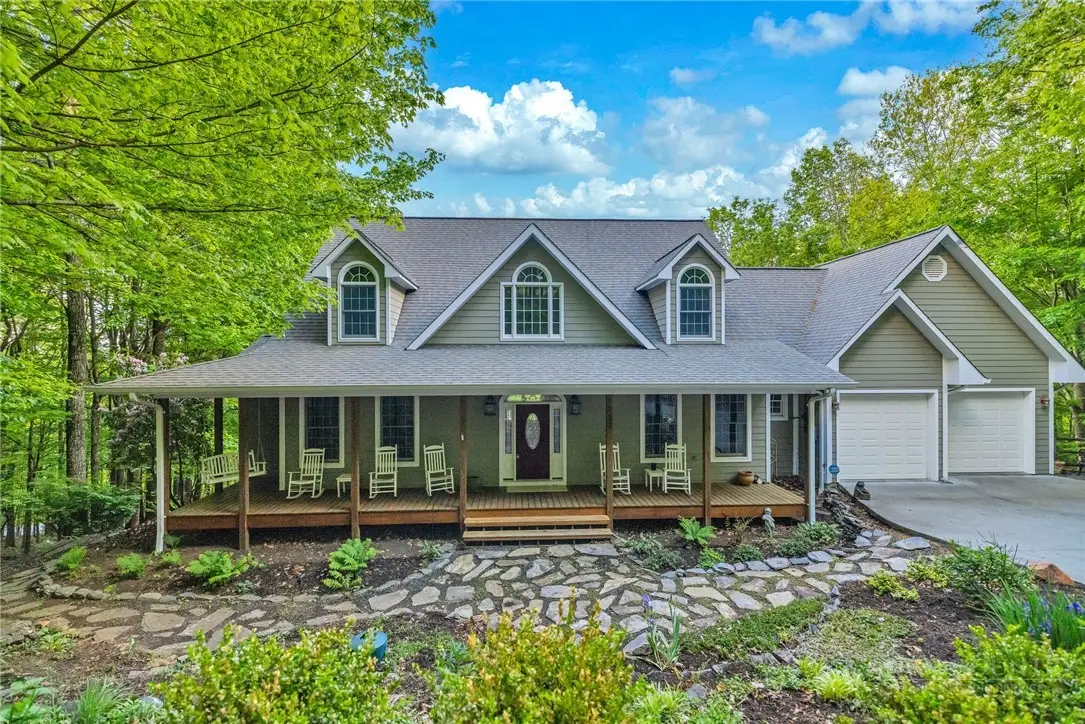 123 Laura Avenue, West Jefferson, NC 28694 - #1