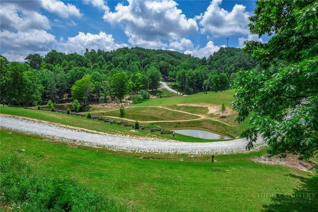 WR-13 Firethorne Lane, Banner Elk, NC 28604 - #1