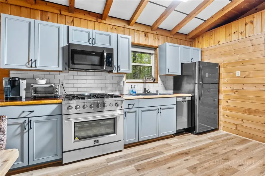 102 Teaberry Trail, Beech Mountain, NC 28604 - #2