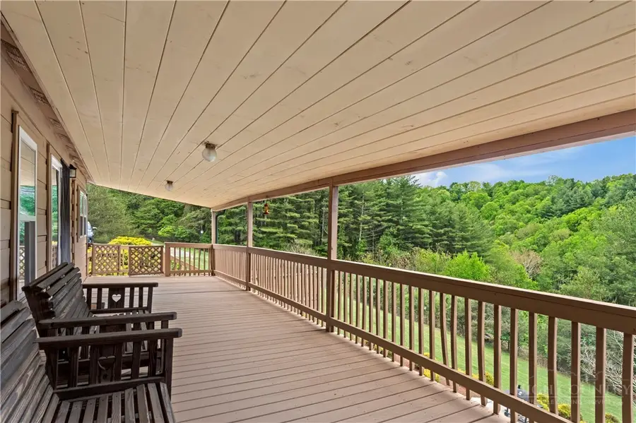 489 Buttons Lane, Sparta, NC 28675 - #3