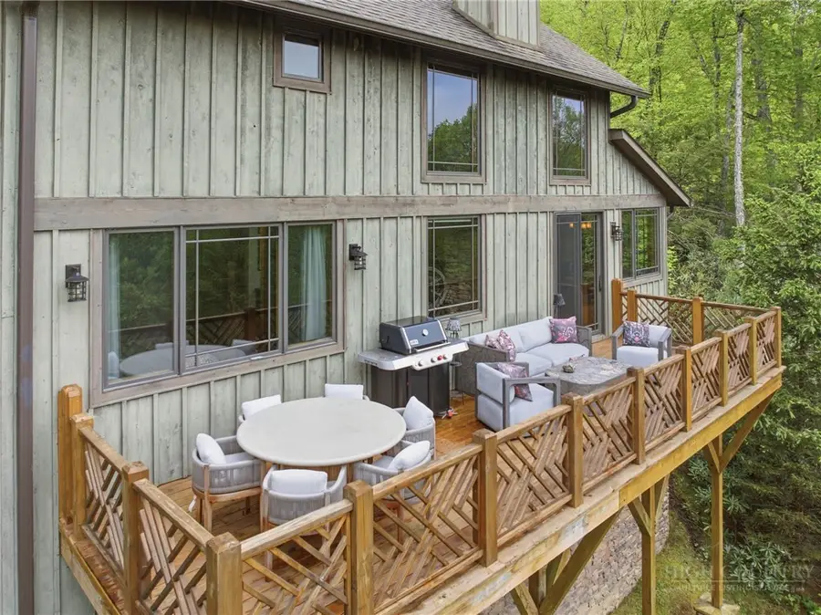 405 Woodlake Loop Road, Elk Park, NC 28622 - #3