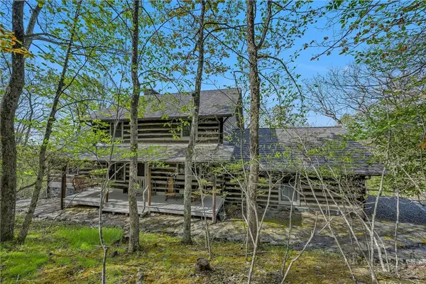 143 Sundance Road, Todd, NC 28684