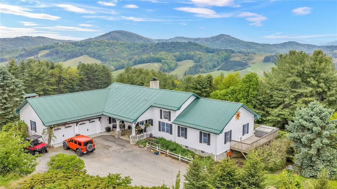 840 & 492 Chenault Road, Laurel Springs, NC 28644 - #1