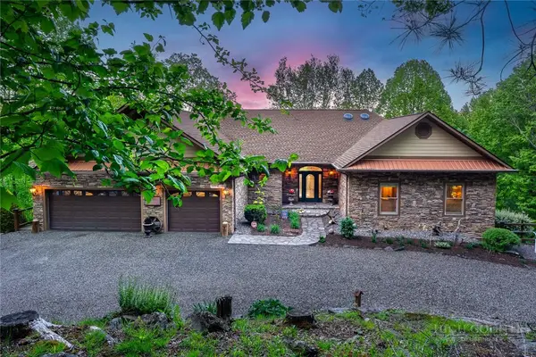 171 Camp Davis Road, Banner Elk, NC 28604