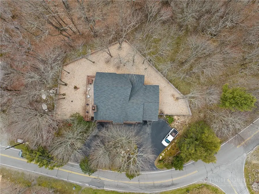 103 & 105 Upper Grouse Ridge, Beech Mountain, NC 28604 - #3