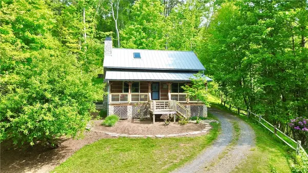 174 Bass Pond Road, Warrensville, NC 28693