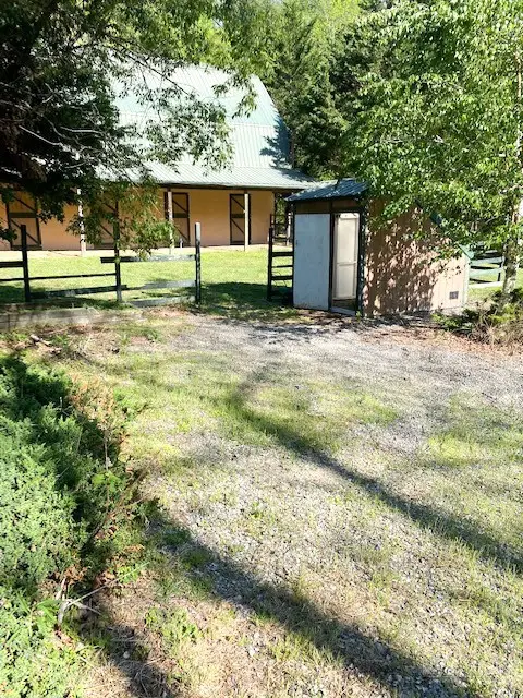 420 Virginia Lane, Mouth Of Wilson, VA 24363 - #3