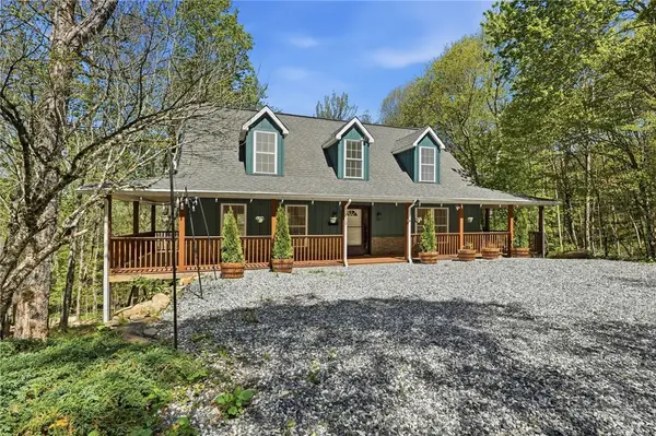 120 Wintergreen Way, Beech Mountain, NC 28604