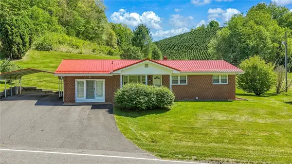346 Piney Creek Road, Lansing, NC 28643
