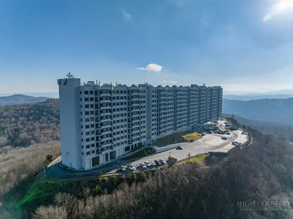 303 Sugar Top Drive #2205, Sugar Mountain, NC 28604