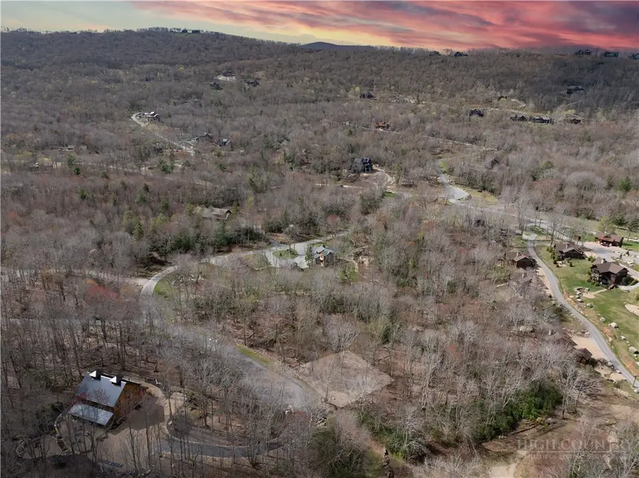 ES42 Firesong Lane, Banner Elk, NC 28604 - #3