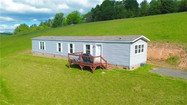 2070 Cranberry Springs Road, Fleetwood, NC 28626