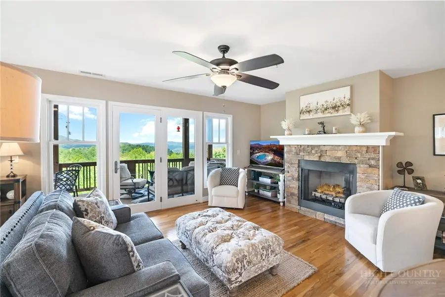 942 Ridge Haven Parkway #R1211, Banner Elk, NC 28604 - #3