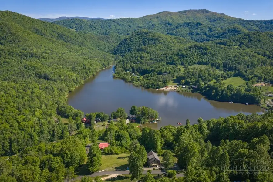 683 Lakeridge Drive, Butler, TN 37640 - #3